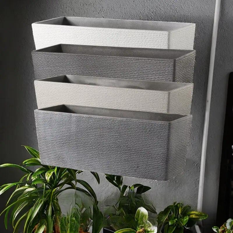 Ruime, zelfvullende bloempot m - Pour Pot Aluminum recensie en prijs